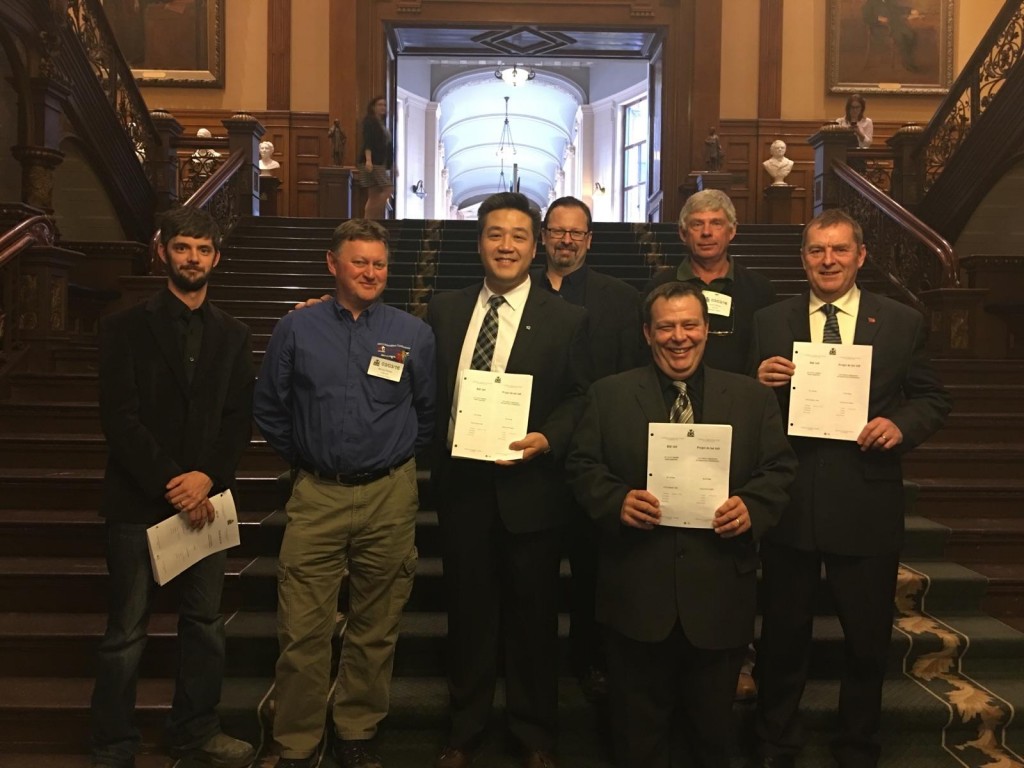 Just after Second Reading of Bill 165 was passed. L-R: TJ Smith, Murray Parish, MPP Han Dong, Graham <span id=